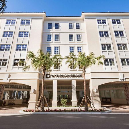 Wyndham Grand Jupiter At Harbourside Place Exterior photo